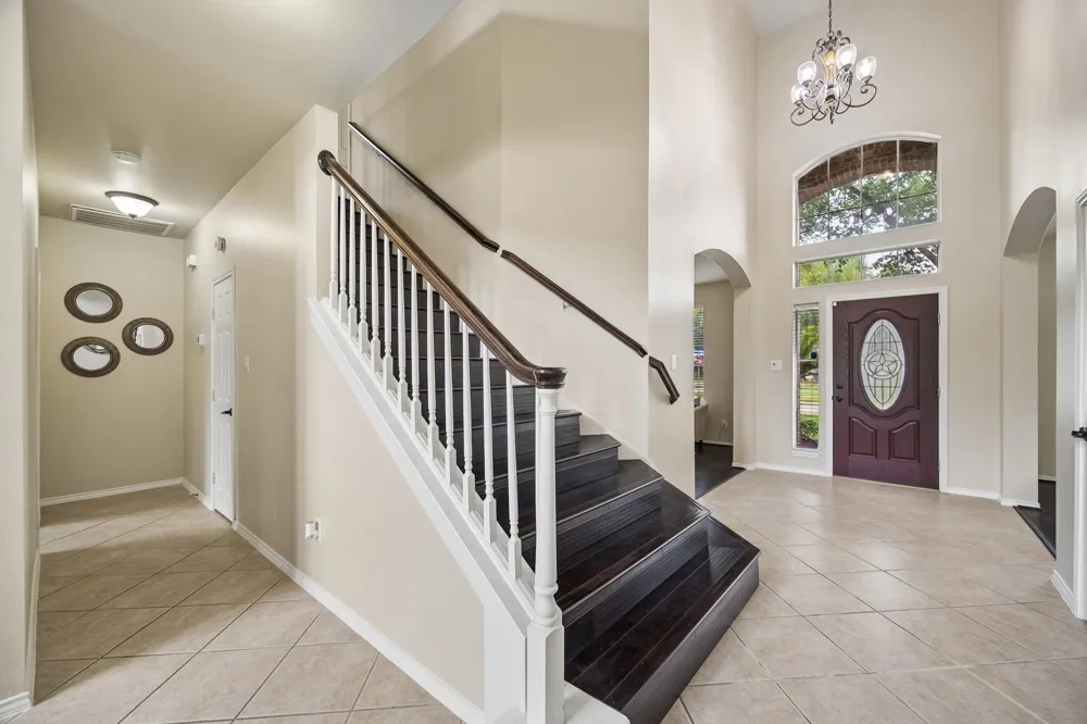5002 Hearth Hollow Lane Sugar Land, TX 77479