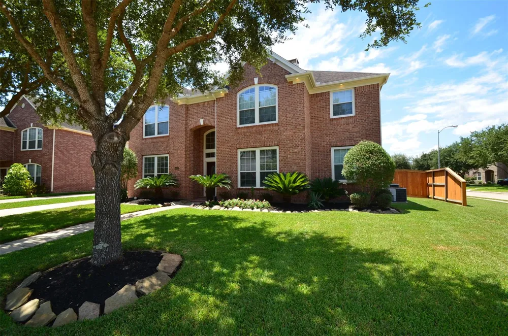 5002 Hearth Hollow Lane Sugar Land, TX 77479