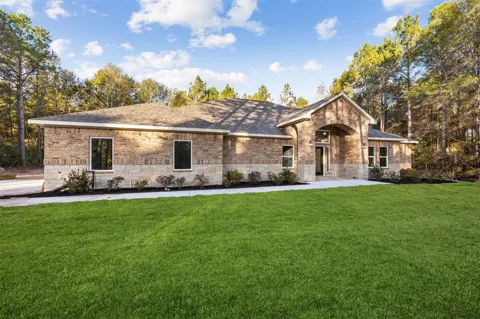 105 Wood Forest Lane