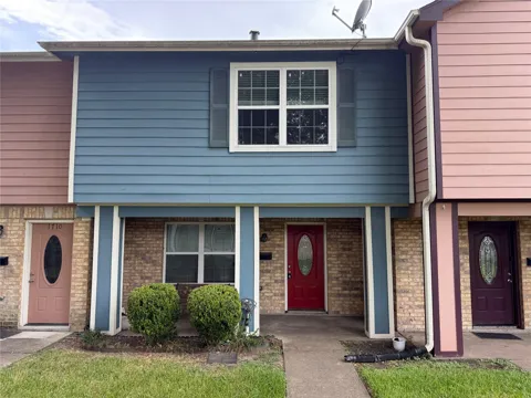 1708 Doyle Court #2