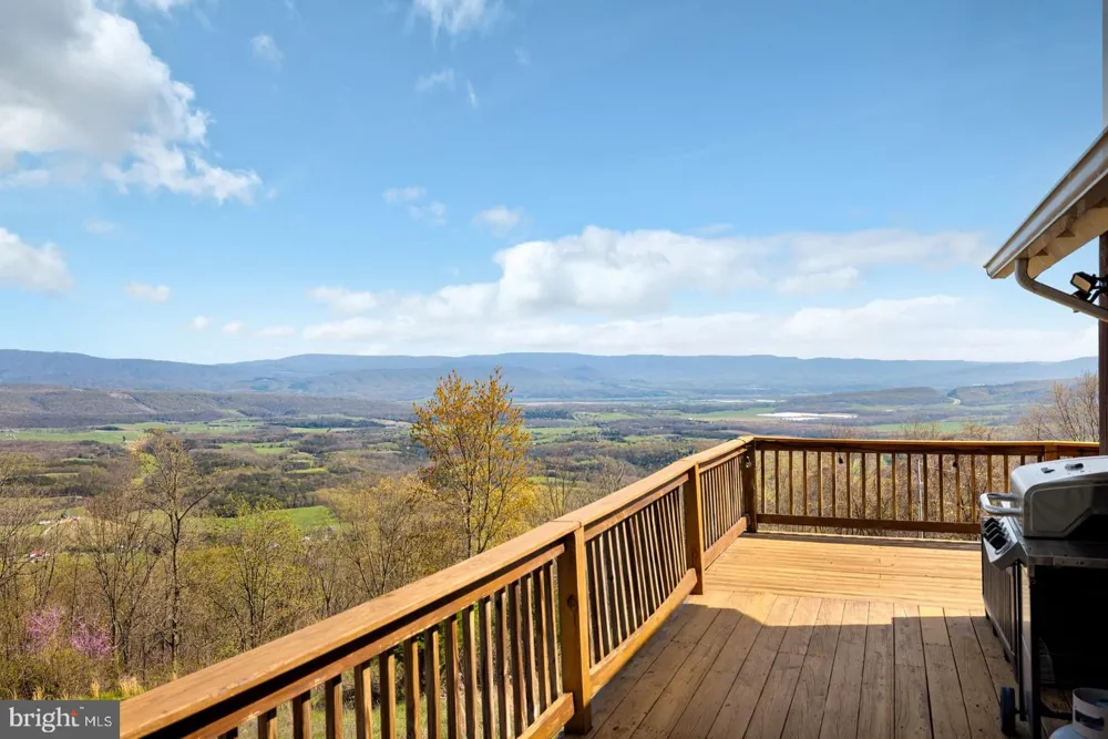 1721 HIGHLAND SPRINGS ROAD Old Fields, WV 26845