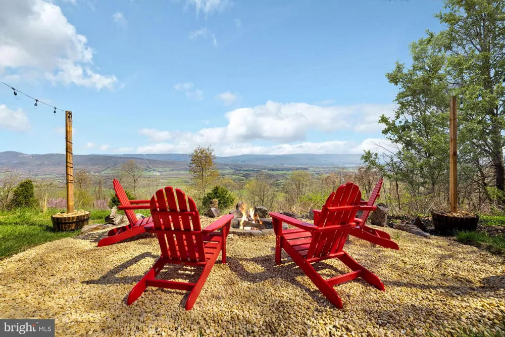 1721 HIGHLAND SPRINGS ROAD Old Fields, WV 26845