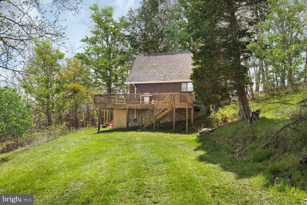 1721 HIGHLAND SPRINGS ROAD Old Fields, WV 26845