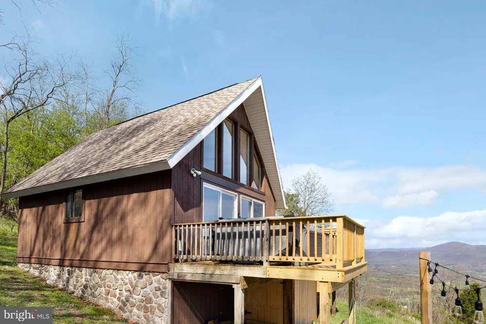 1721 HIGHLAND SPRINGS ROAD Old Fields, WV 26845