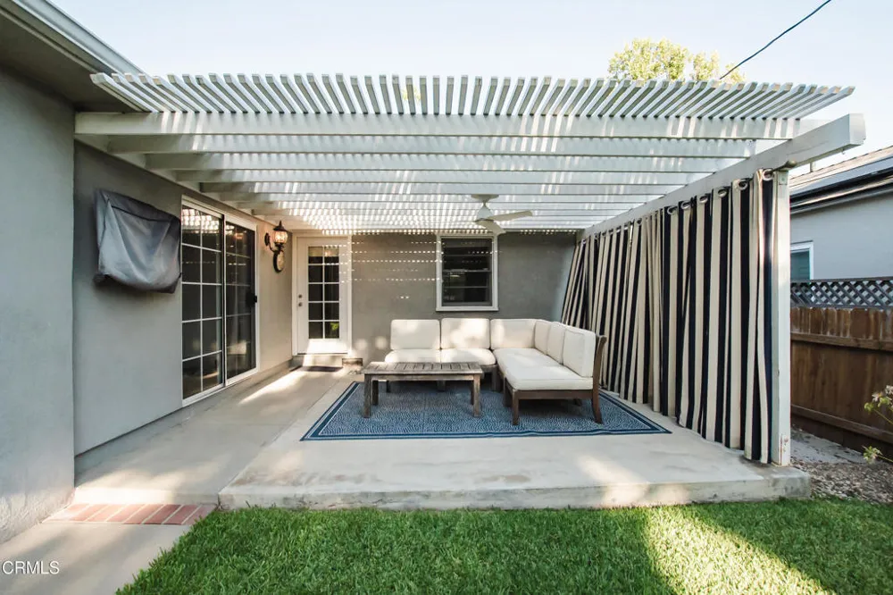 1547 Coolidge Avenue Pasadena, CA 91104