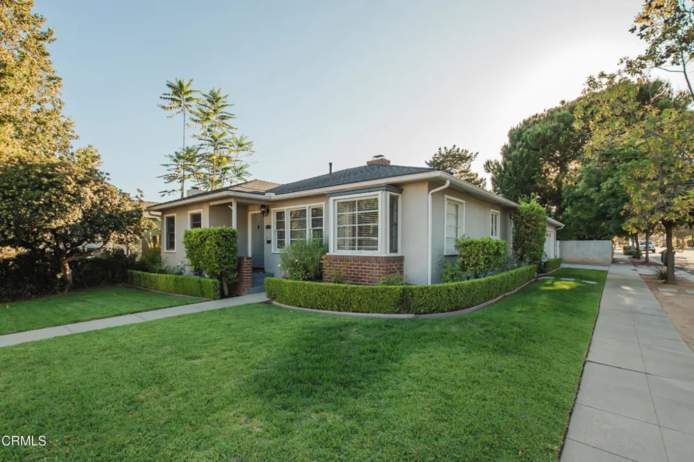 1547 Coolidge Avenue Pasadena, CA 91104