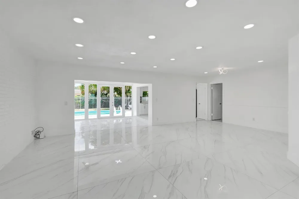 334 SW 13th Avenue Boynton Beach, FL 33435