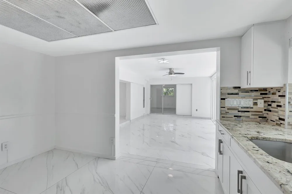 334 SW 13th Avenue Boynton Beach, FL 33435