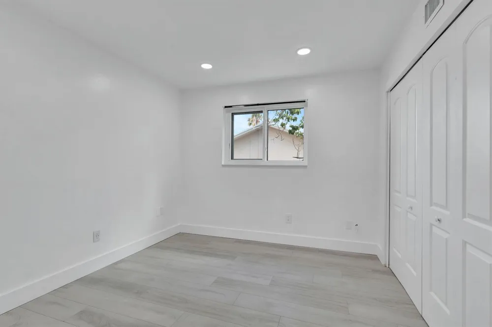 334 SW 13th Avenue Boynton Beach, FL 33435