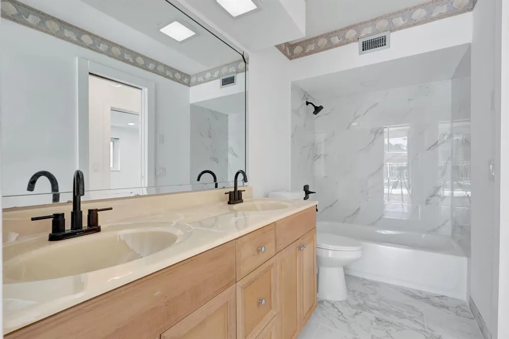 334 SW 13th Avenue Boynton Beach, FL 33435