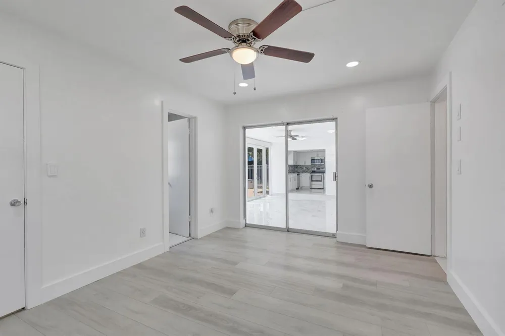 334 SW 13th Avenue Boynton Beach, FL 33435