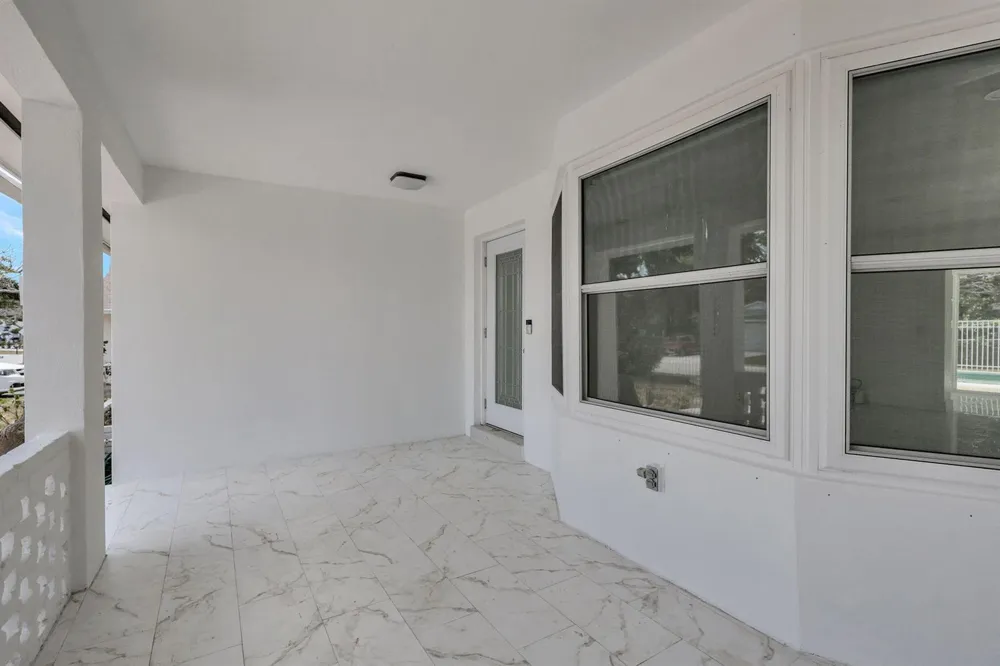 334 SW 13th Avenue Boynton Beach, FL 33435