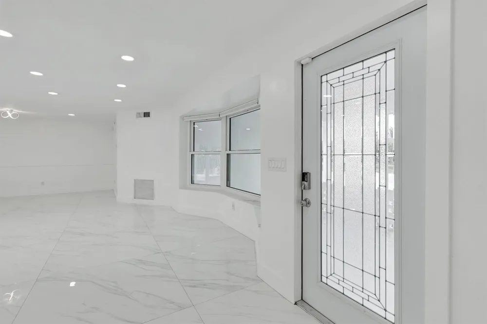 334 SW 13th Avenue Boynton Beach, FL 33435