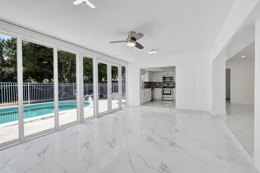 334 SW 13th Avenue Boynton Beach, FL 33435