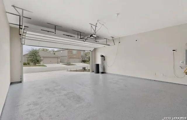 15022 HARBOR LNDG Von Ormy, TX 78073