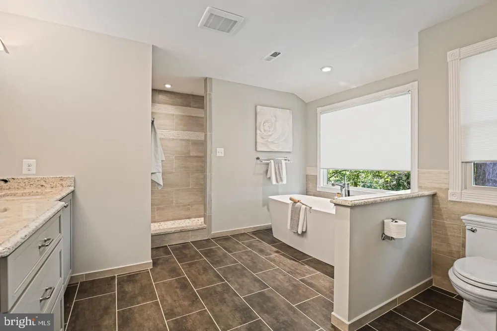 10315 MOUNTINGTON COURT Vienna, VA 22182