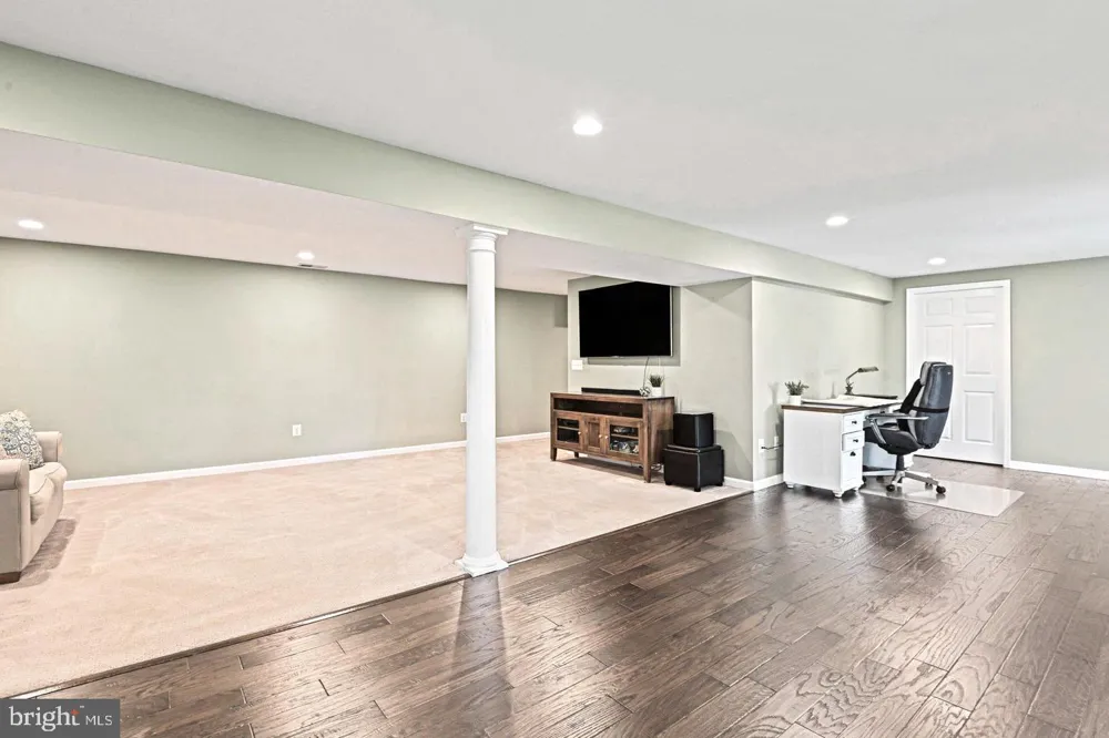 10315 MOUNTINGTON COURT Vienna, VA 22182