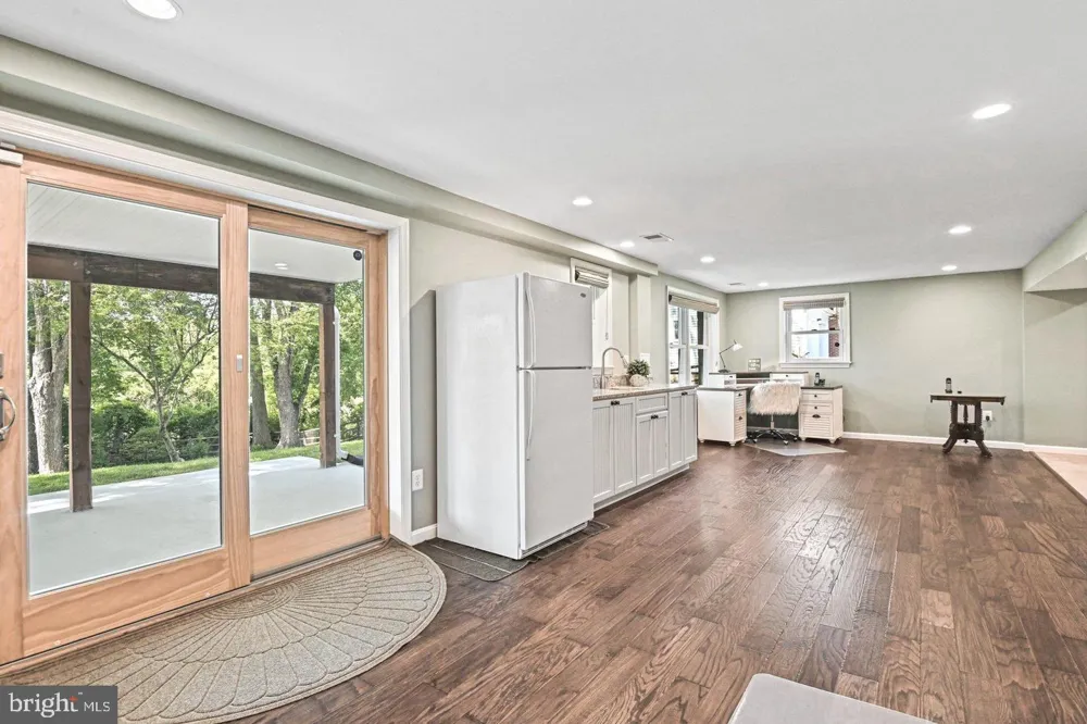 10315 MOUNTINGTON COURT Vienna, VA 22182