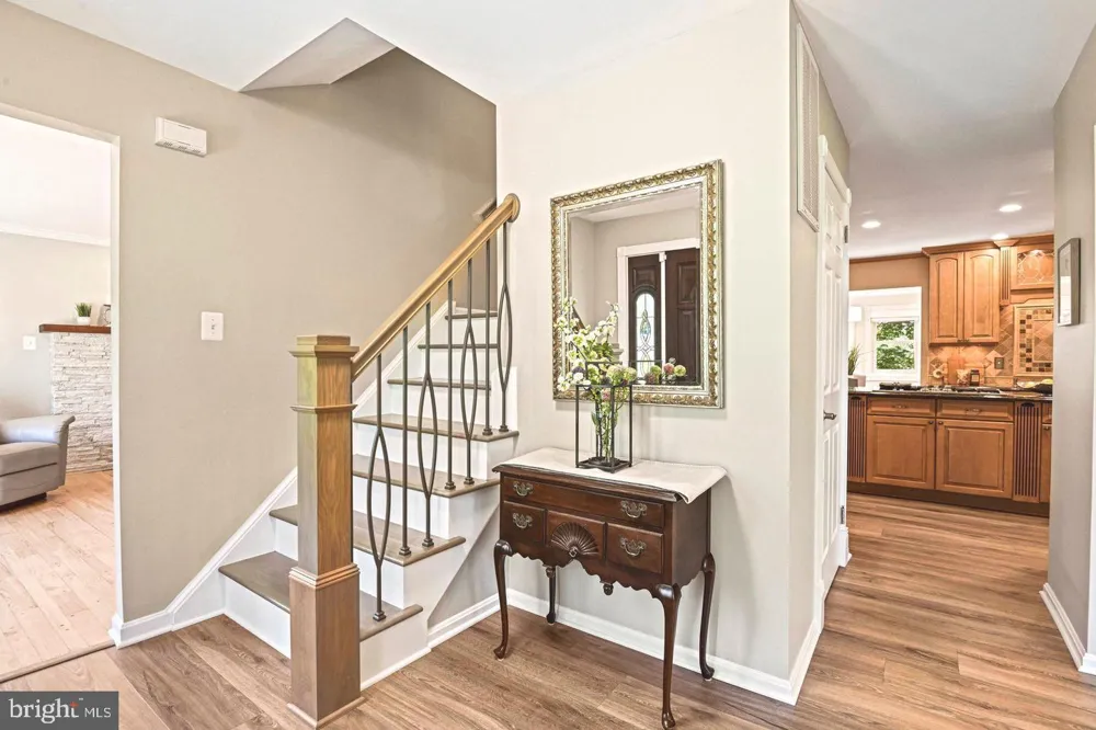 10315 MOUNTINGTON COURT Vienna, VA 22182