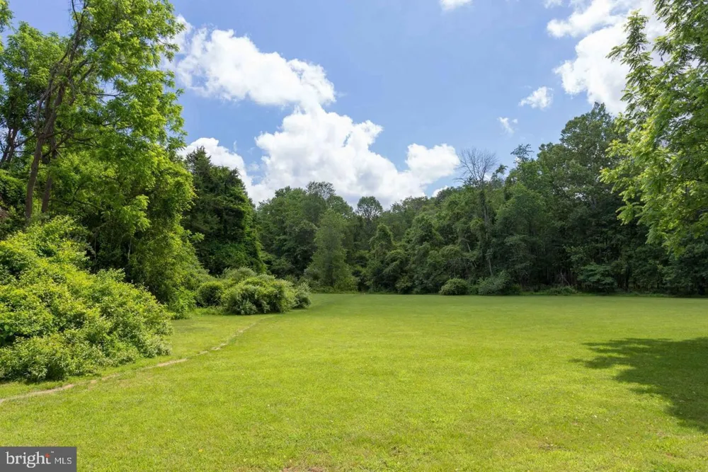 10315 MOUNTINGTON COURT Vienna, VA 22182