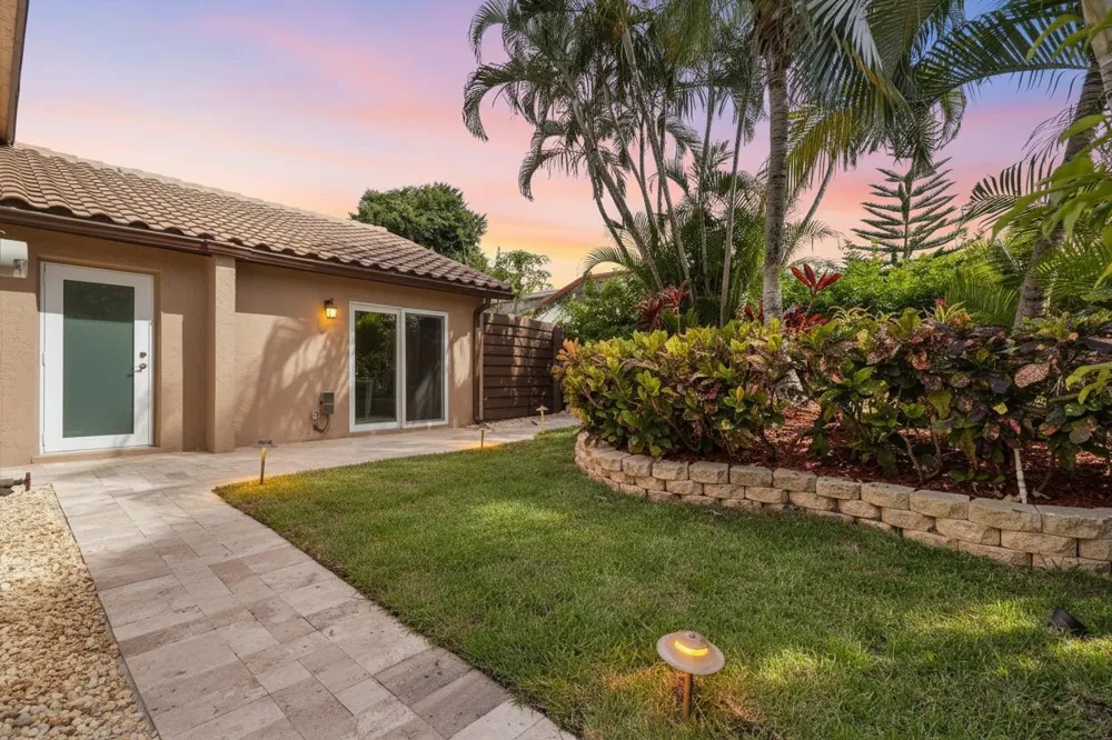 734 Camino Gardens Lane Boca Raton, FL 33432