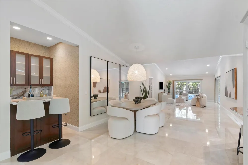 734 Camino Gardens Lane Boca Raton, FL 33432