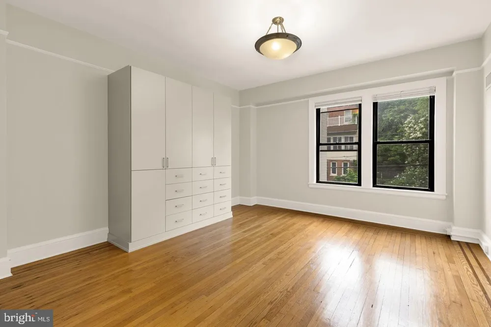 1613 HARVARD STREET NW #215 Washington, DC 20009