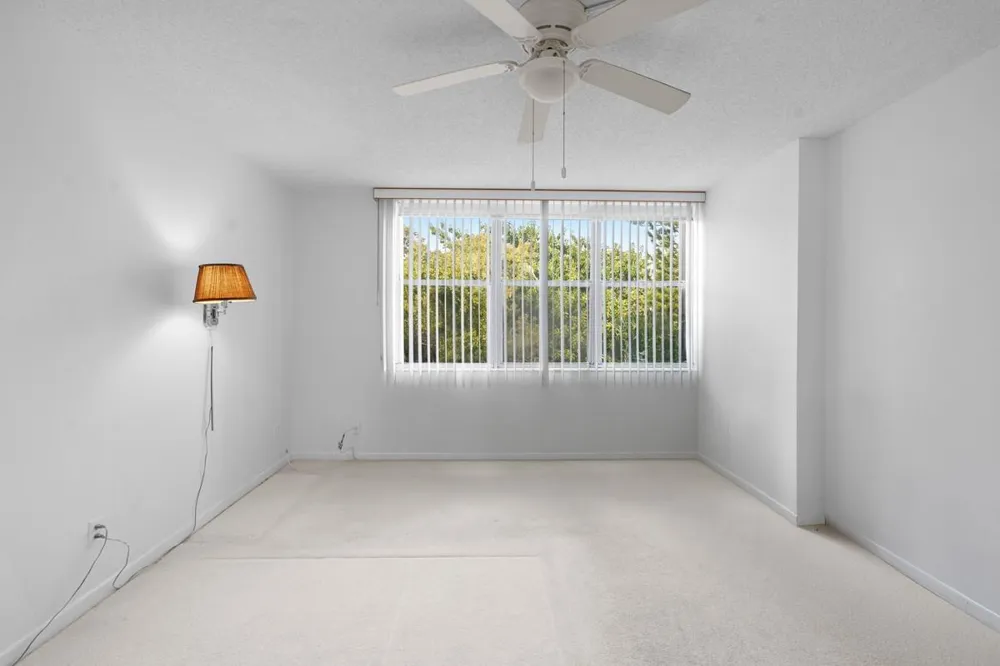 7080 ENVIRON BOULEVARD #423 Lauderhill, FL 33319