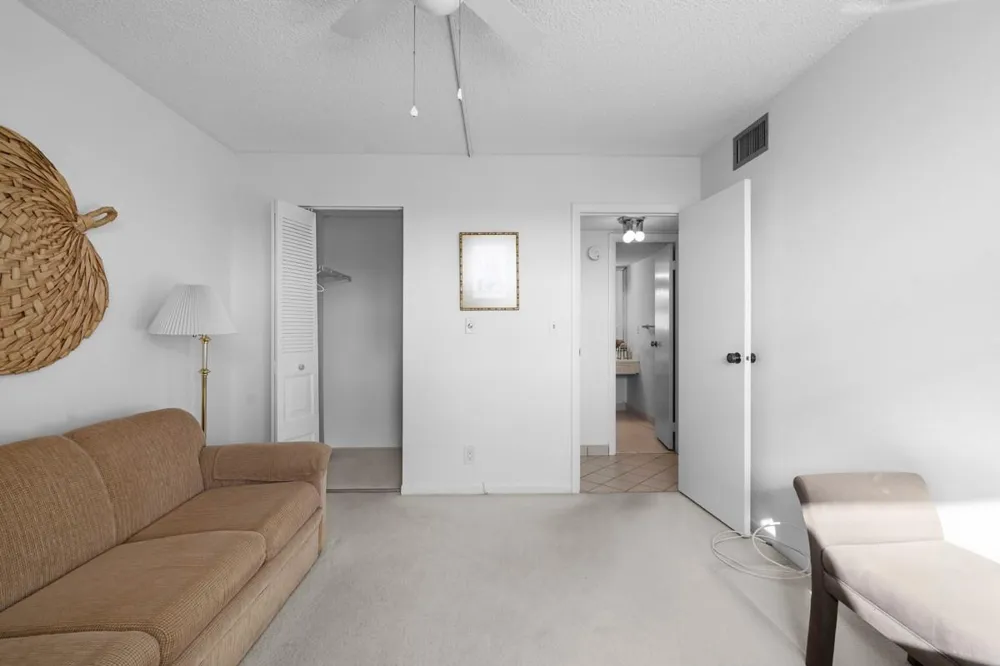 7080 ENVIRON BOULEVARD #423 Lauderhill, FL 33319