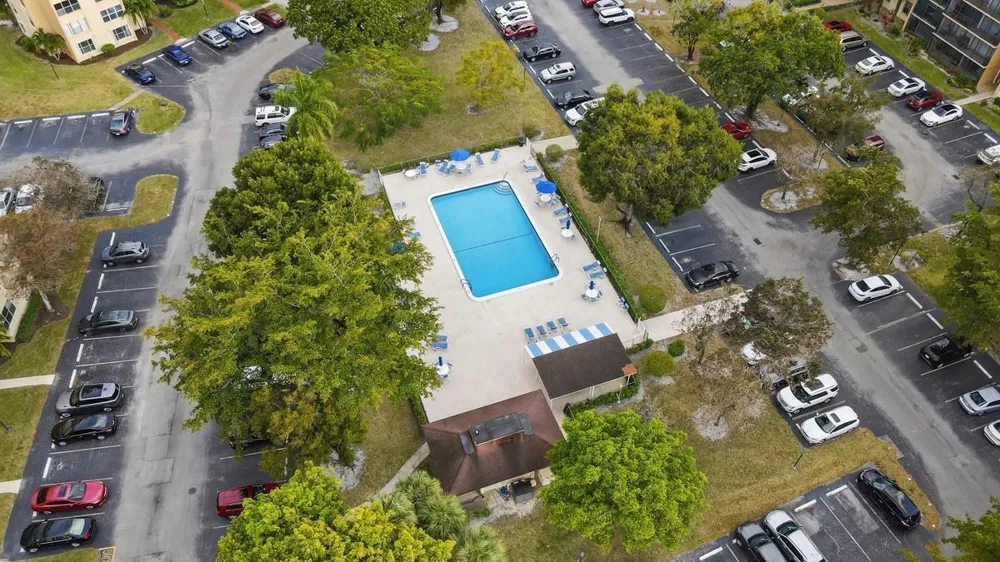 7080 ENVIRON BOULEVARD #423 Lauderhill, FL 33319