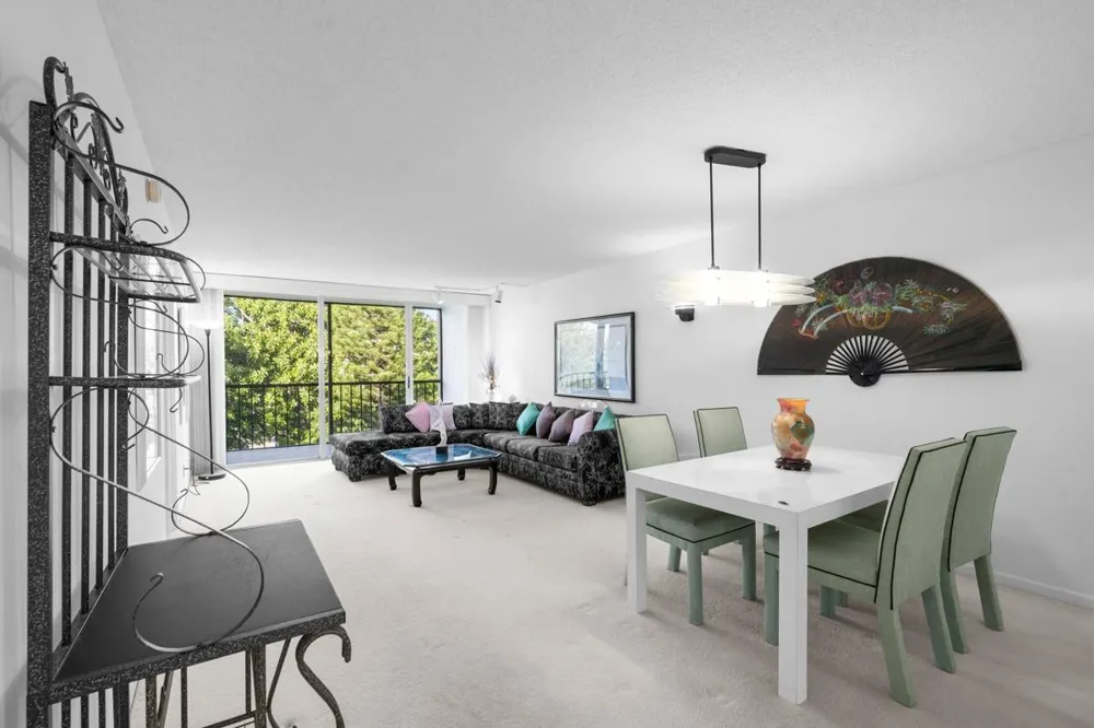 7080 ENVIRON BOULEVARD #423 Lauderhill, FL 33319