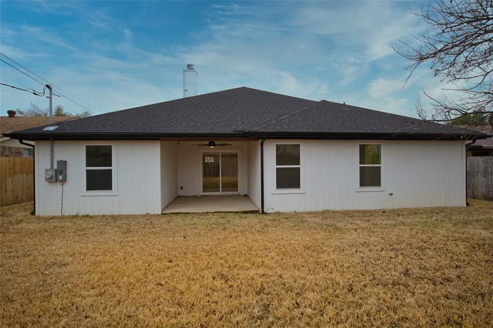 6576 Old Mill Circle Watauga, TX 76148