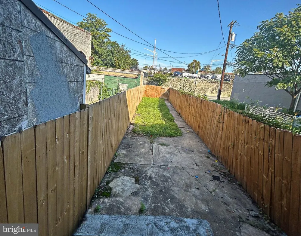1174 SARGEANT STREET Baltimore, MD 21223