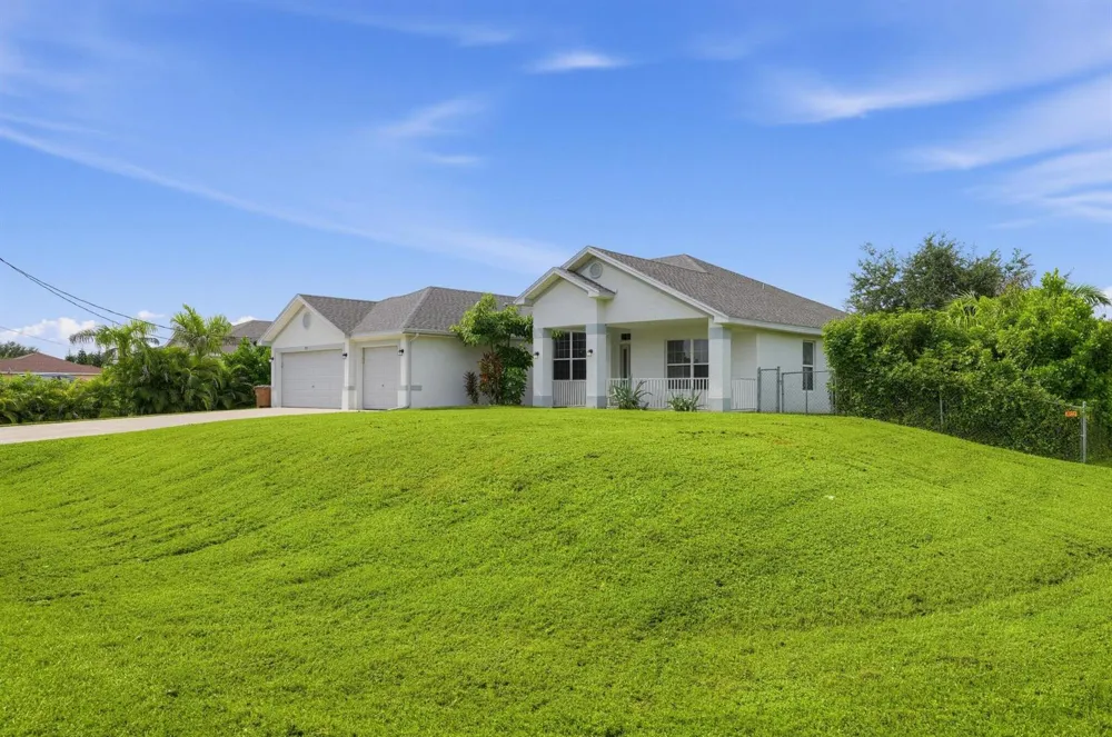2019 Wanda Avenue Lehigh Acres, FL 33971