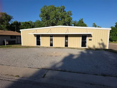 610 Main Street