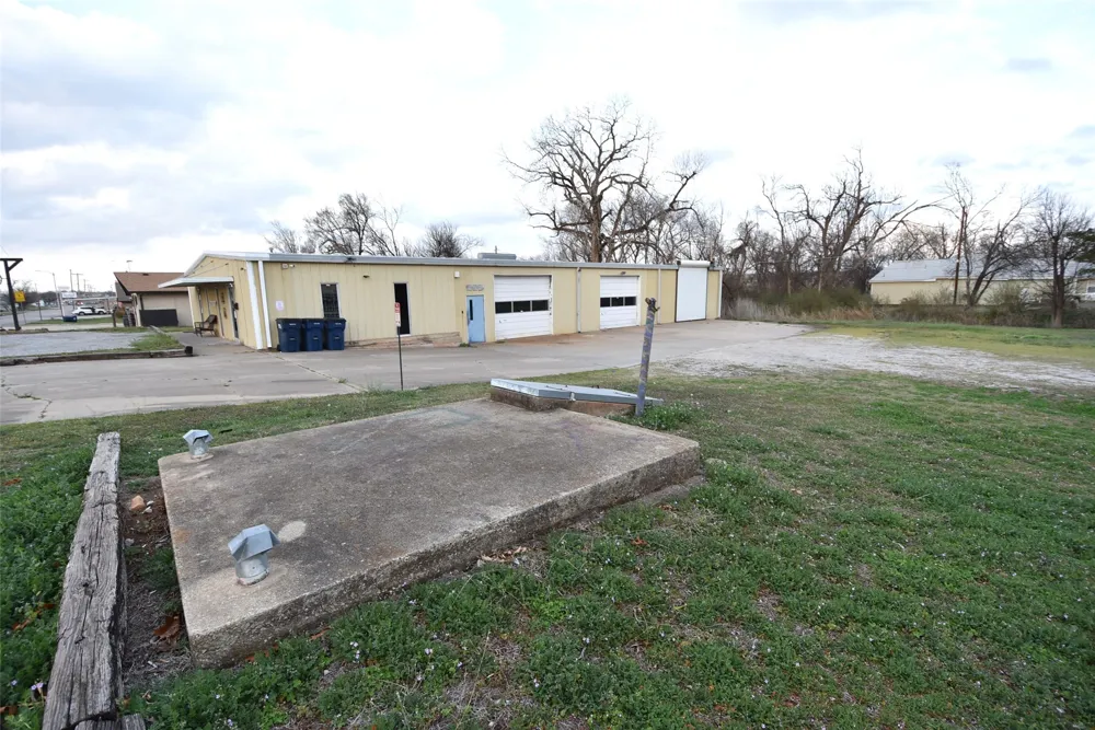 610 Main Street Seminole, OK 74868