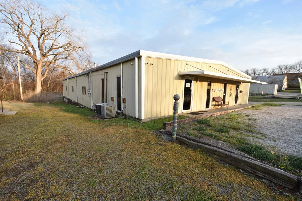 610 Main Street Seminole, OK 74868