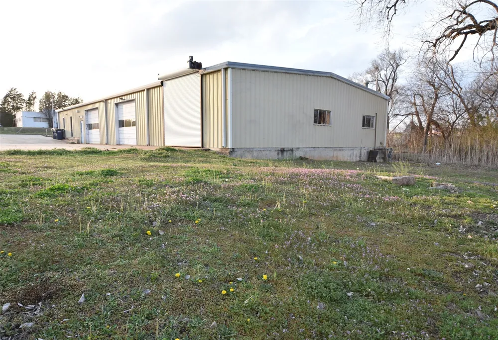 610 Main Street Seminole, OK 74868
