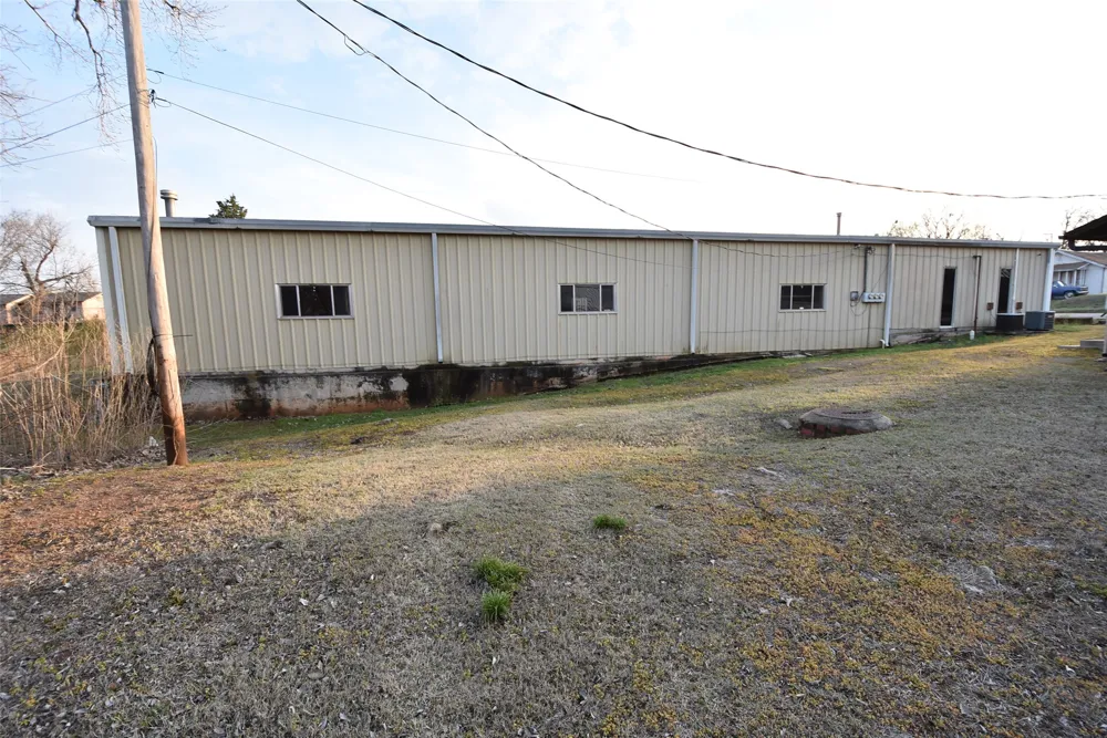610 Main Street Seminole, OK 74868
