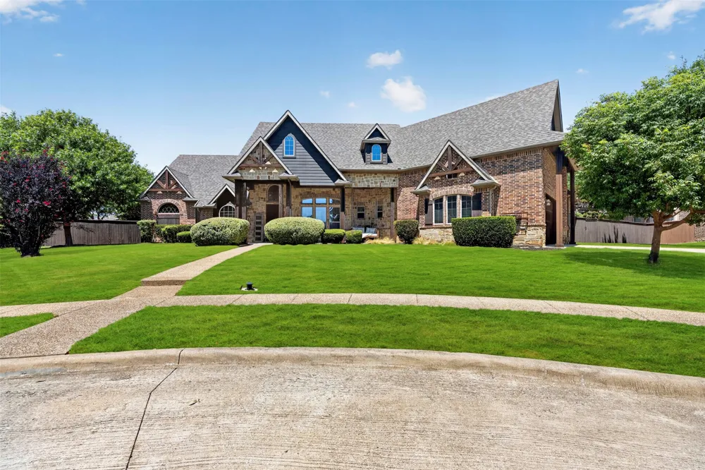 4082 Water Park Circle Mansfield, TX 76063