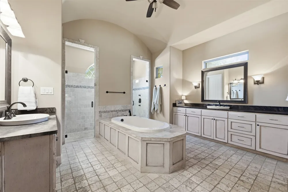 4082 Water Park Circle Mansfield, TX 76063