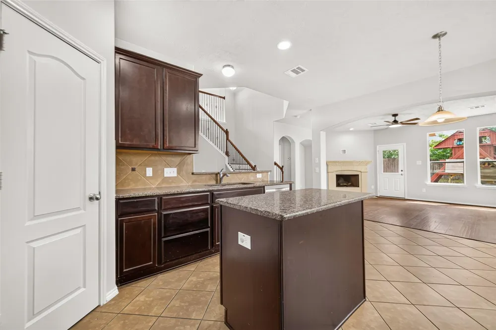 3508 Oakville Drive Conroe, TX 77304