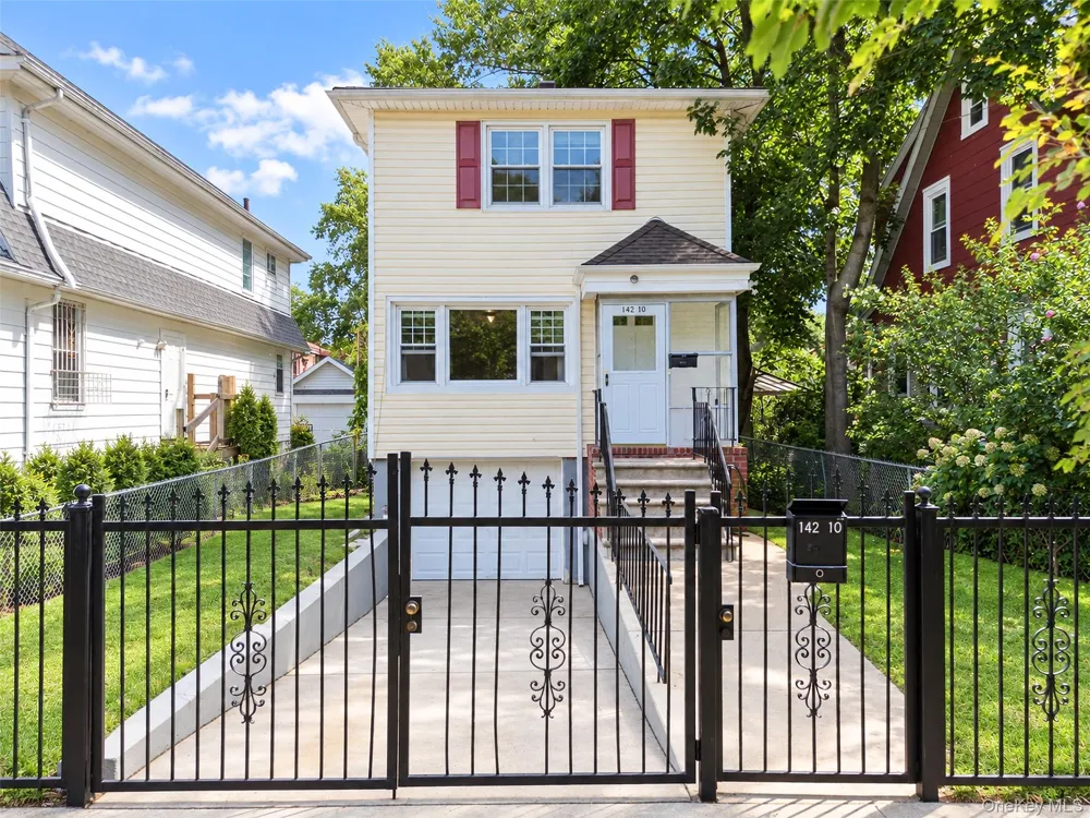 142-10 Oak Avenue Flushing, NY 11355
