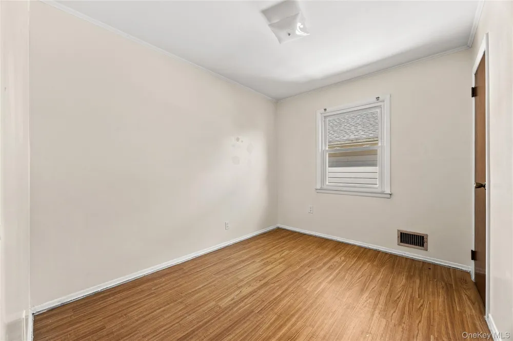 142-10 Oak Avenue Flushing, NY 11355
