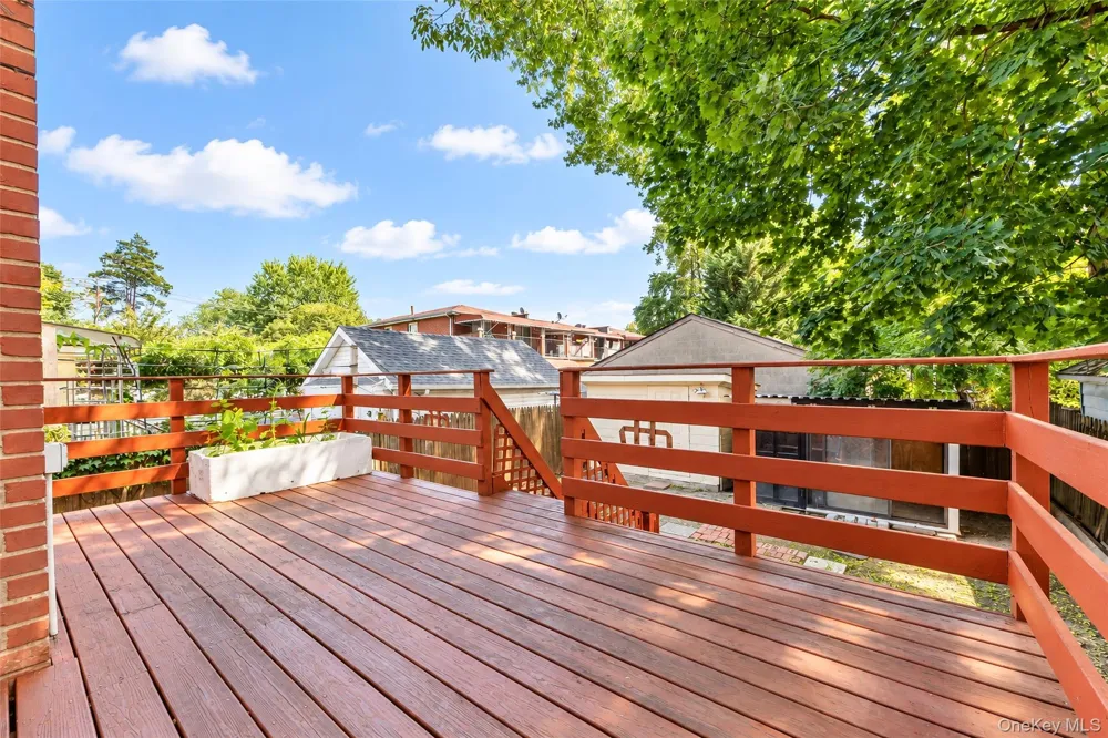 142-10 Oak Avenue Flushing, NY 11355