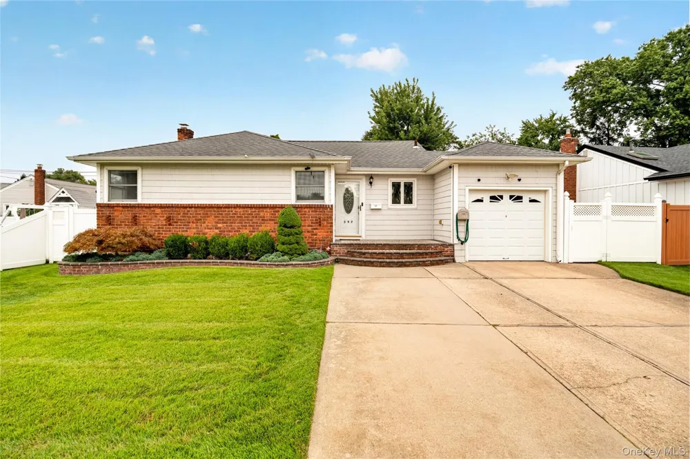 397 Briarwood Road Massapequa, NY 11758