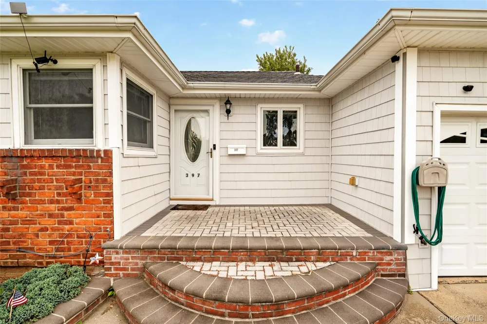 397 Briarwood Road Massapequa, NY 11758