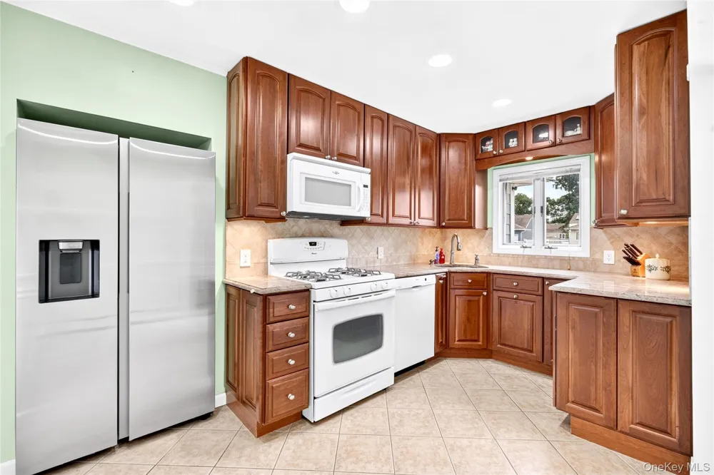 397 Briarwood Road Massapequa, NY 11758