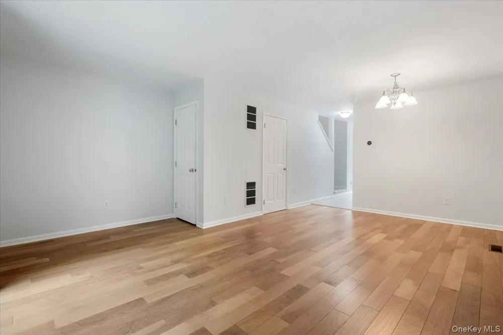 307 Alexandra Court Carmel, NY 10512