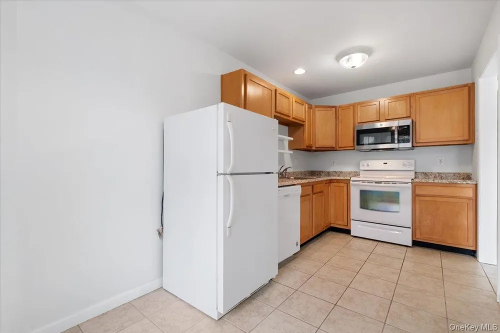 307 Alexandra Court Carmel, NY 10512